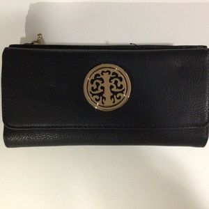 Black Trendy Fashionable Wallet